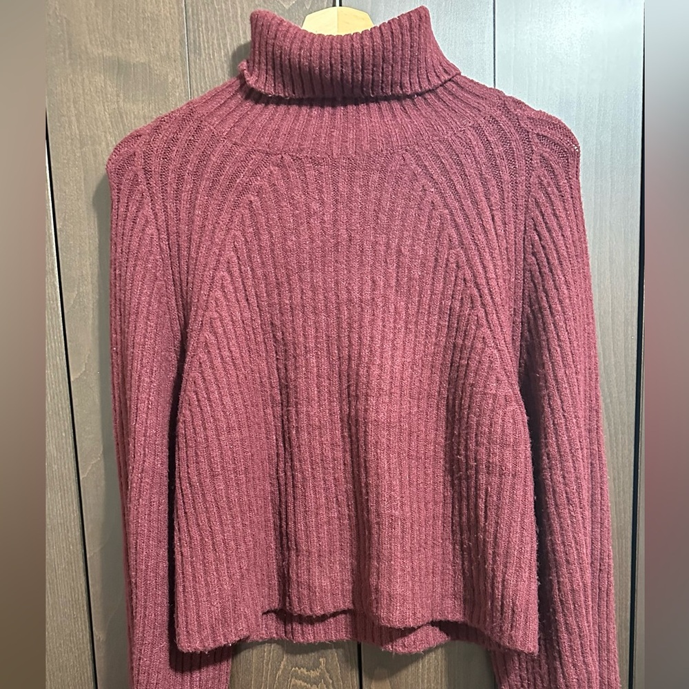 Missguided + Red Crew Neck Sweater with Ribbed Texture
